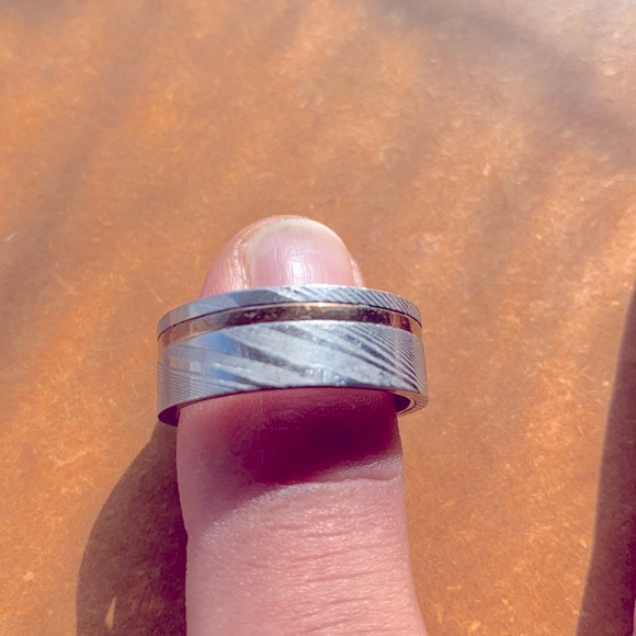 Damascus/Rose gold inlay ring 9 - Picture 6 of 6